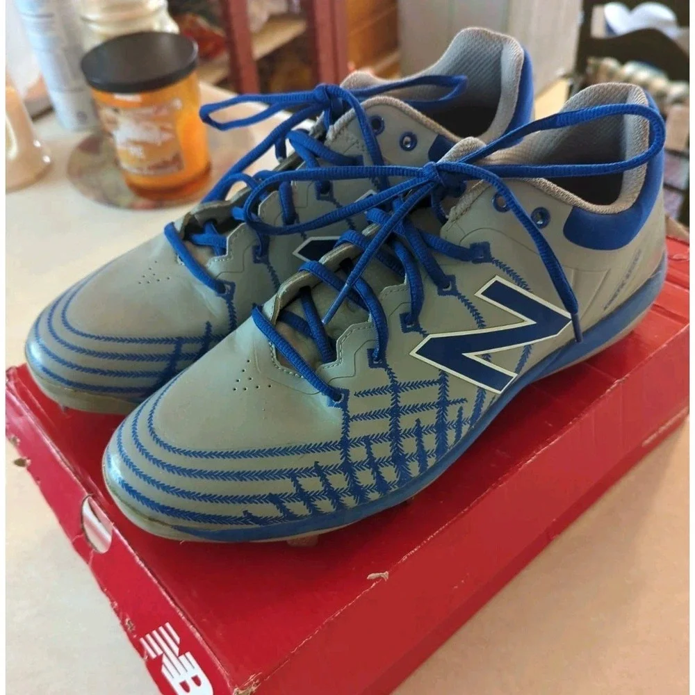 New Balance Baseball Cleats Men's Gray &‎ Blue Pre-Owned Size 12.5